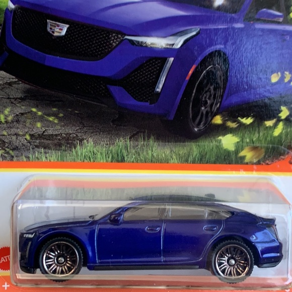 2021 Cadillac CT5–V Caddy Matchbox Car - Picture 4 of 5